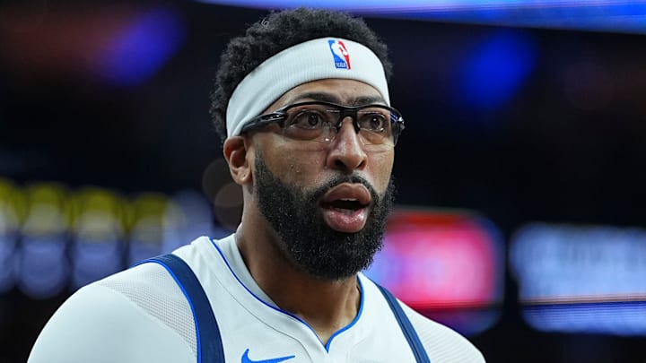 Dallas Mavericks, Anthony Davis Dallas Mavericks, Anthony Davis