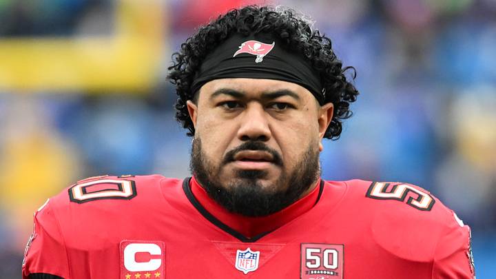 Nov 16, 2025; Orchard Park, New York, USA; Tampa Bay Buccaneers defensive tackle Vita Vea (50) warms up prior to the game against the Buffalo Bills at Highmark Stadium. Mandatory Credit: Mark Konezny-Imagn Images Nov 16, 2025; Orchard Park, New York, USA; Tampa Bay Buccaneers defensive tackle Vita Vea (50) warms up prior to the game against the Buffalo Bills at Highmark Stadium. Mandatory Credit: Mark Konezny-Imagn Images