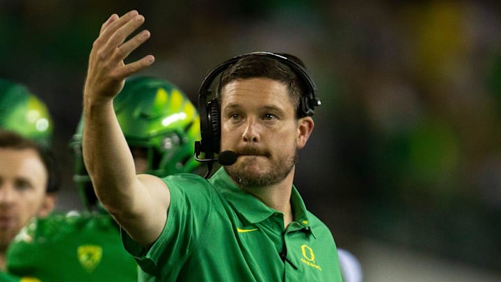 Oregon head coach Dan Lanning motions to players during the second half as the No. 13 Oregon Ducks take on the Stanford Cardinal Saturday, Oct. 1, 2022, at Autzen Stadium in Eugene, Ore.

Ncaa Football Oregon Stanford Football Stanford At Oregon
