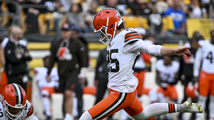 Oct 12, 2025; Pittsburgh, Pennsylvania, USA; Cleveland Browns kicker Andre Szmyt (25) attempts to kick a field goal during the second quarter at Acrisure Stadium. Mandatory Credit: Barry Reeger-Imagn Images