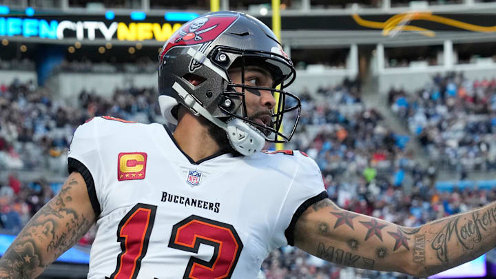 Mike Evans might be leaving the Tampa Bay Buccaneers in free agency, but he's not going to let an NFL insider ruin his moment.