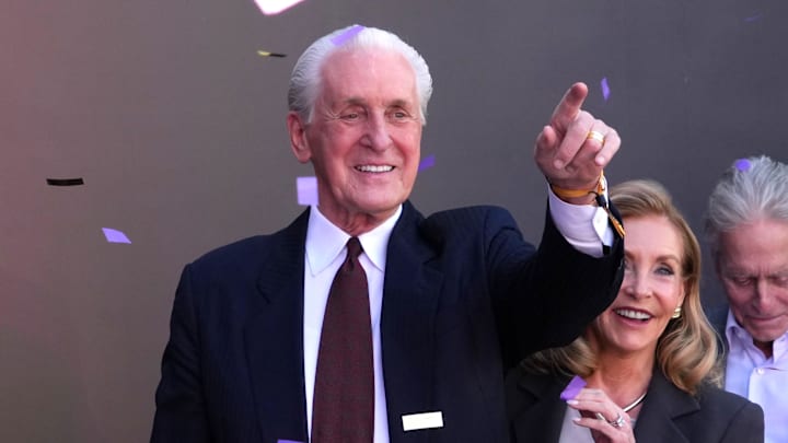 Los Angeles Lakers former coach Pat Riley (Mandatory Credit: Kirby Lee-Imagn Images) Los Angeles Lakers former coach Pat Riley (Mandatory Credit: Kirby Lee-Imagn Images)