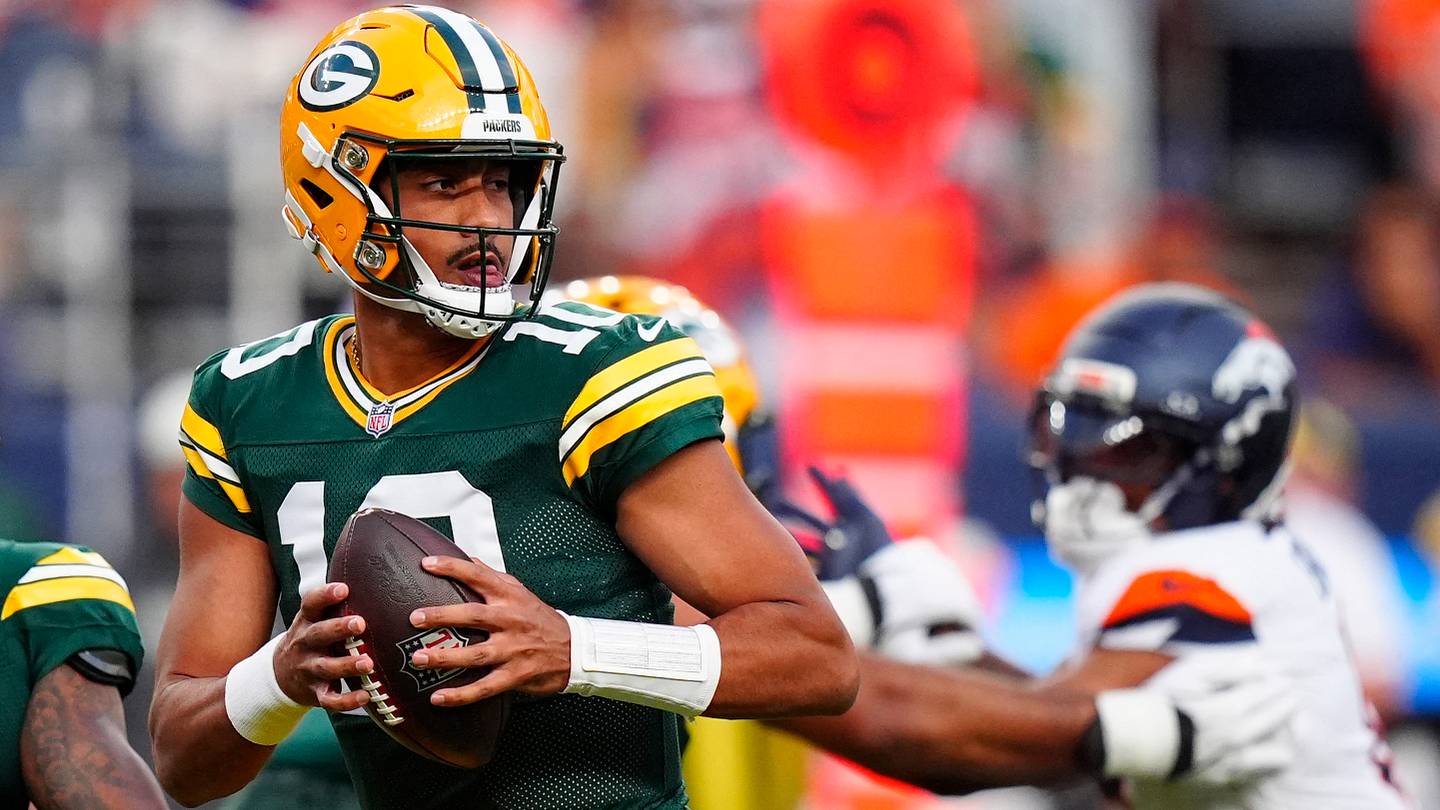 Smackdown: Packers Blow Out Broncos for Preseason Victory
