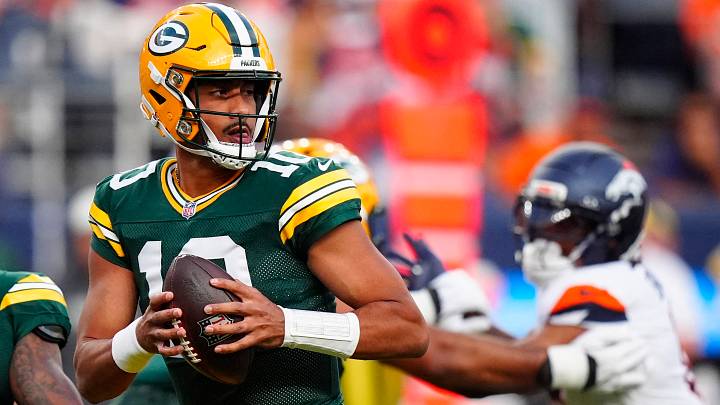 Green Bay Packers quarterback Jordan Love drops back to pass against the Broncos on Friday night.