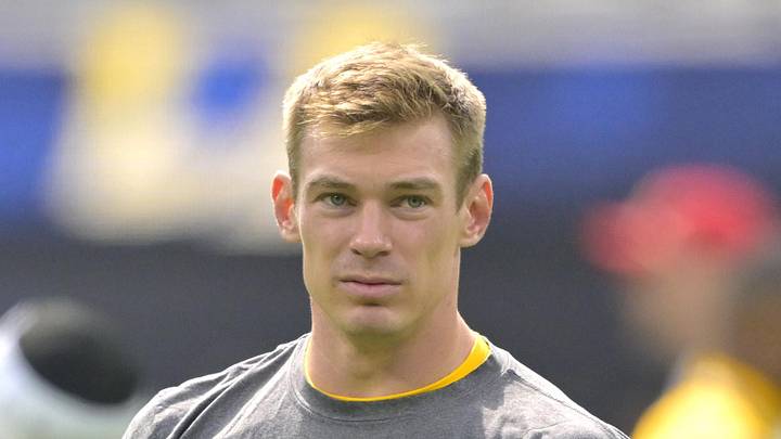 New Indianapolis Colts quarterback Easton Stick warms up