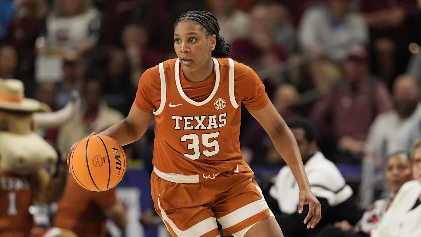Texas vs. Michigan, South Carolina vs. TCU: Women’s Elite Eight Preview, Updates
