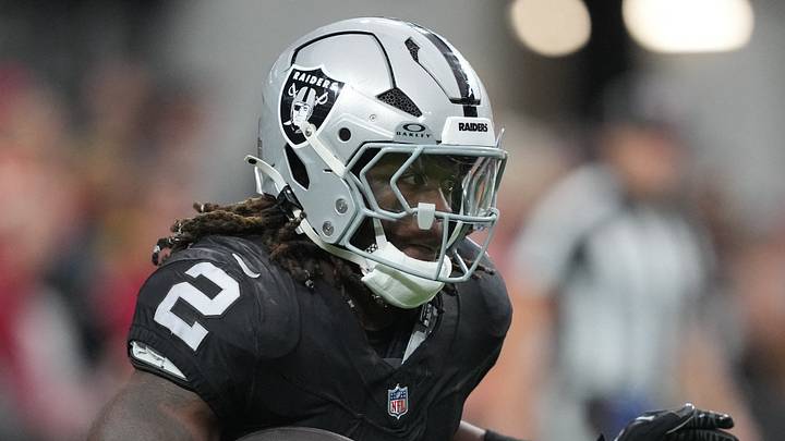 Jan 4, 2026; Paradise, Nevada, USA; Las Vegas Raiders running back Ashton Jeanty (2) carries the ball against the Kansas City Chiefs in the first half at Allegiant Stadium. Mandatory Credit: Kirby Lee-Imagn Images Jan 4, 2026; Paradise, Nevada, USA; Las Vegas Raiders running back Ashton Jeanty (2) carries the ball against the Kansas City Chiefs in the first half at Allegiant Stadium. Mandatory Credit: Kirby Lee-Imagn Images