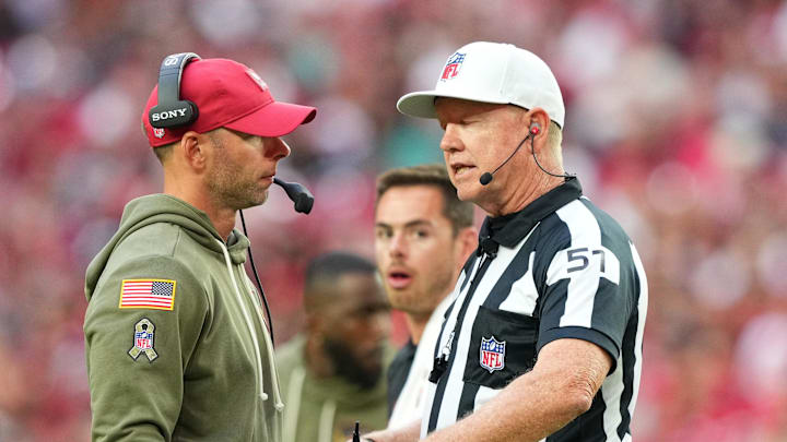 Nov 16, 2025; Glendale, Arizona, USA; Arizona Cardinals head coach Jonathan Gannon speaks with the officials during the second half against the San Francisco 49ers at State Farm Stadium. Mandatory Credit: Joe Camporeale-Imagn Images Nov 16, 2025; Glendale, Arizona, USA; Arizona Cardinals head coach Jonathan Gannon speaks with the officials during the second half against the San Francisco 49ers at State Farm Stadium. Mandatory Credit: Joe Camporeale-Imagn Images