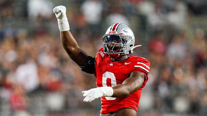Ohio State Buckeyes linebacker Sonny Styles (0)