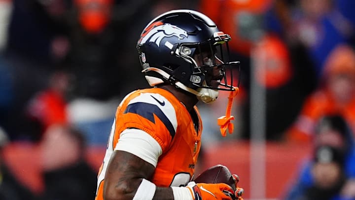 Denver Broncos cornerback Ja'Quan McMillian 