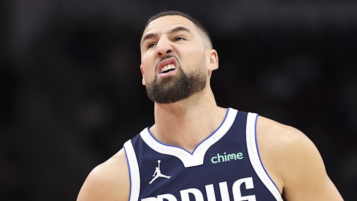 Jan 31, 2026; Houston, Texas, USA; Dallas Mavericks guard Klay Thompson (31) reacts after a play during the first quarter against the Houston Rockets at Toyota Center. Mandatory Credit: Troy Taormina-Imagn Images