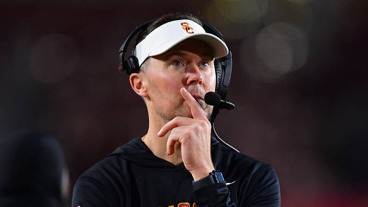 Nov 7, 2025; Los Angeles, California, USA; Southern California Trojans head coach Lincoln Riley watches game action against the Northwestern Wildcats during the second half at the Los Angeles Memorial Coliseum. Mandatory Credit: Gary A. Vasquez-Imagn Images Nov 7, 2025; Los Angeles, California, USA; Southern California Trojans head coach Lincoln Riley watches game action against the Northwestern Wildcats during the second half at the Los Angeles Memorial Coliseum. Mandatory Credit: Gary A. Vasquez-Imagn Images