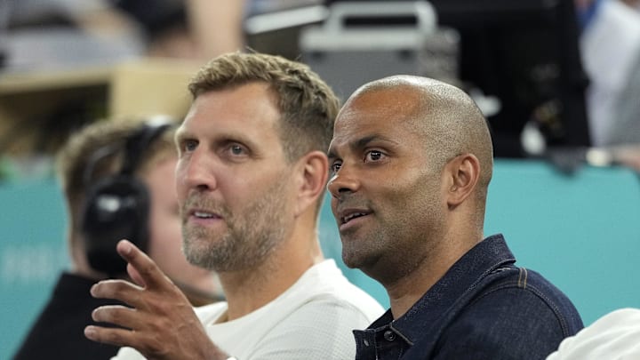 Dirk Nowitzki and Tony Parker during Germany's 73–69 loss to France in the Olympic men's basketball semifinals on Aug. 8, 2024.