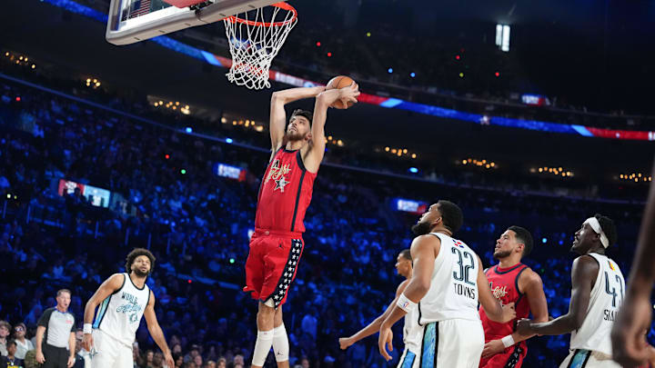 Feb 15, 2026; Inglewood, California, USA; Team USA Stars center Chet Holmgren (7) of the Oklahoma City Thunder dunks in game one against Team World during the 75th NBA All Star Game at Intuit Dome. Mandatory Credit: Kirby Lee-Imagn Images