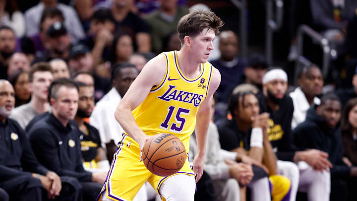 Austin Reaves encestó los cuatro triples que intentó con los Lakers frente a los Grizzlies