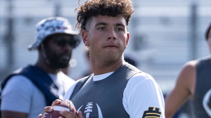 Pinnacle High School quarterback Dylan Raiola