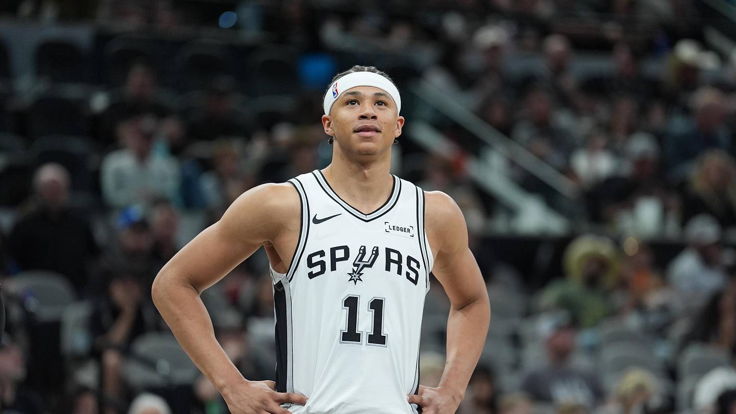 What's the Latest on Carter Bryant? Spurs Provide Update on Rookie's Game 2 Status
