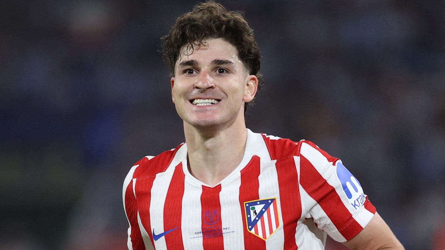 FC Barcelone mercato : Le PSG prêt à jouer les trouble-fête dans le dossier Julian Alvarez