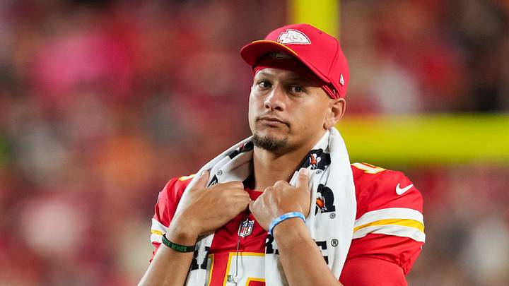 Kansas City Chiefs quarterback Patrick Mahomes (15) looks on Kansas City Chiefs quarterback Patrick Mahomes (15) looks on
