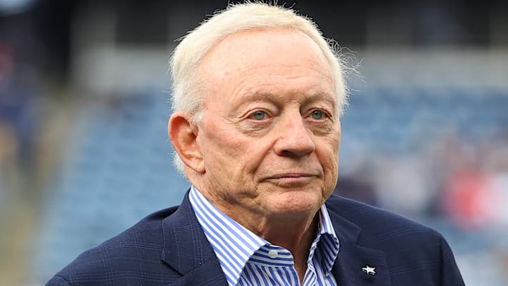 NFL: OCT 17 Cowboys at Patriots