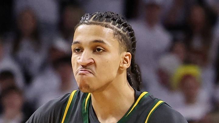 Los Angeles Lakers, Cameron Carr
