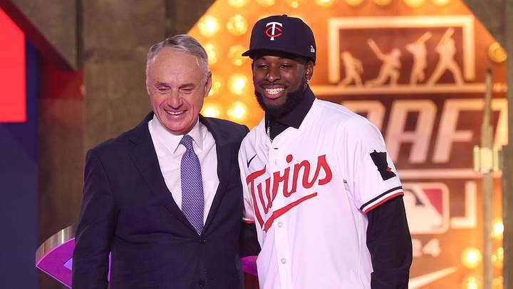 Jul 14, 2024; Ft. Worth, TX, USA; MLB Commissioner Rob Manfred takes a photo with Kaelen Culpepper after he was drafted by the Minnesota Twins with the 21st pick during the first round of the MLB Draft at Cowtown Coliseum. Mandatory Credit: Kevin Jairaj-Imagn Images Jul 14, 2024; Ft. Worth, TX, USA; MLB Commissioner Rob Manfred takes a photo with Kaelen Culpepper after he was drafted by the Minnesota Twins with the 21st pick during the first round of the MLB Draft at Cowtown Coliseum. Mandatory Credit: Kevin Jairaj-Imagn Images