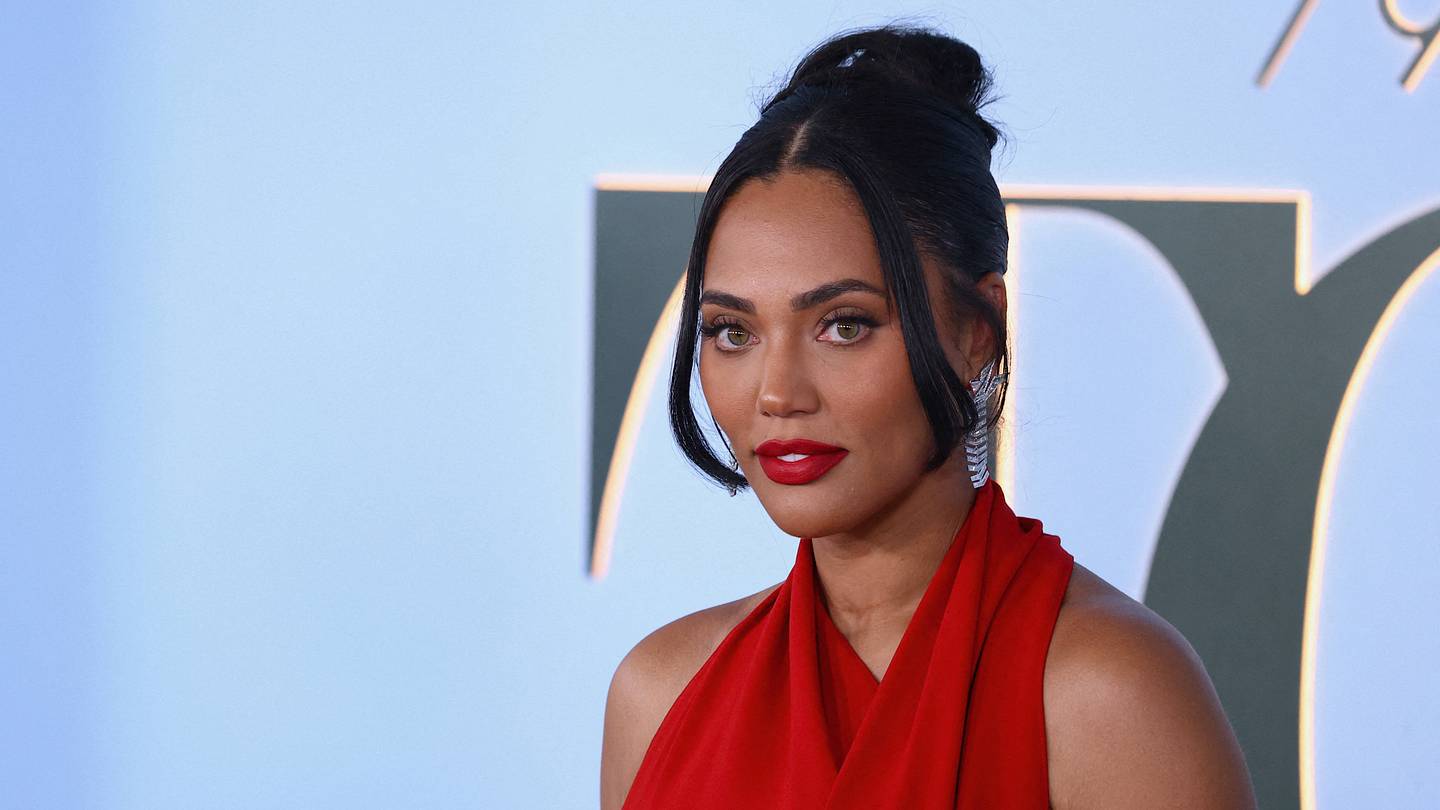 Without Husband Steph By Her Side, Ayesha Curry Was Seeing R