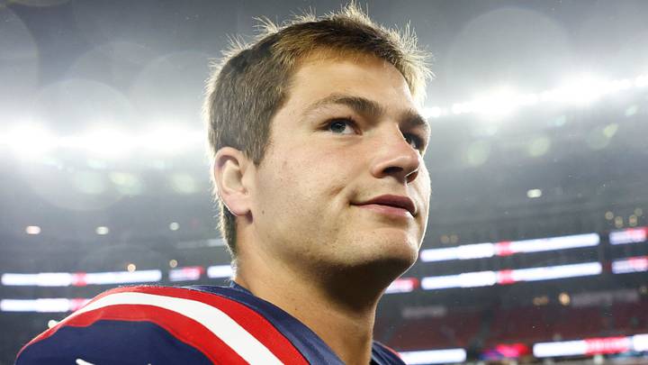 Patriots' offensive line takes another hit, and other observations from Patriots-Eagles Patriots' offensive line takes another hit, and other observations from Patriots-Eagles