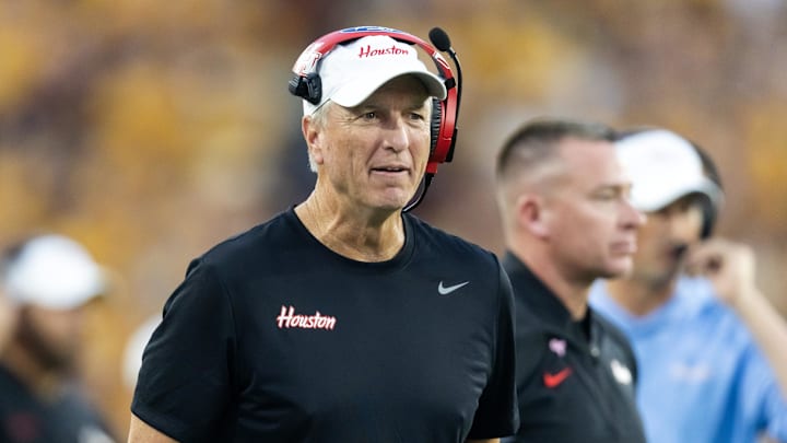 Houston Cougars head coach Willie Fritz against the Arizona State Sun Devils at Mountain America Stadium. 