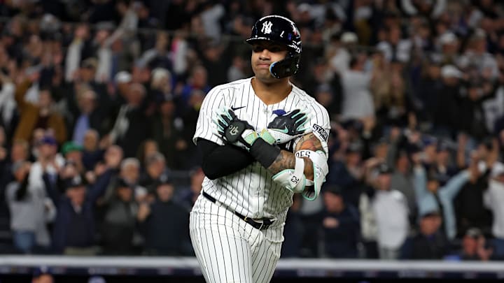Torres conectó jonrón en el Juego 4 de la Serie Mundial 