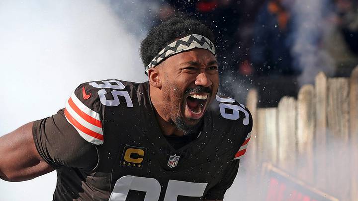 Cleveland Browns defensive end Myles Garrett Cleveland Browns defensive end Myles Garrett
