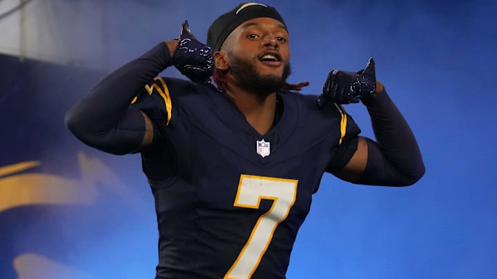 Nov 25, 2024; Inglewood, California, USA; Los Angeles Chargers cornerback Kristian Fulton (7) enters the field before the game against the Baltimore Ravens at SoFi Stadium. Mandatory Credit: Kirby Lee-Imagn Images