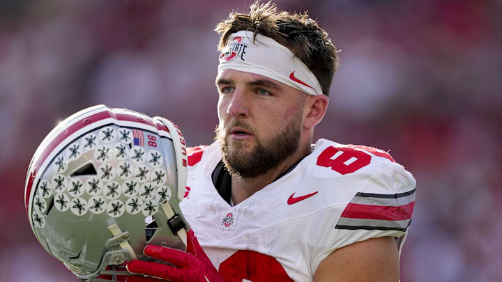 Oct 18, 2025; Madison, Wisconsin, USA;  Ohio State Buckeyes tight end Max Klare (86) during the game against the Wisconsin Badgers at Camp Randall Stadium. Mandatory Credit: Jeff Hanisch-Imagn Images