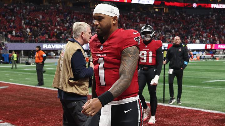 Atlanta Falcons quarterback Tua Tagovailoa 