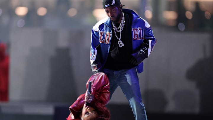 Recording artist SZA and recording artist Kendrick Lamar perform during halftime Super Bowl LIX 