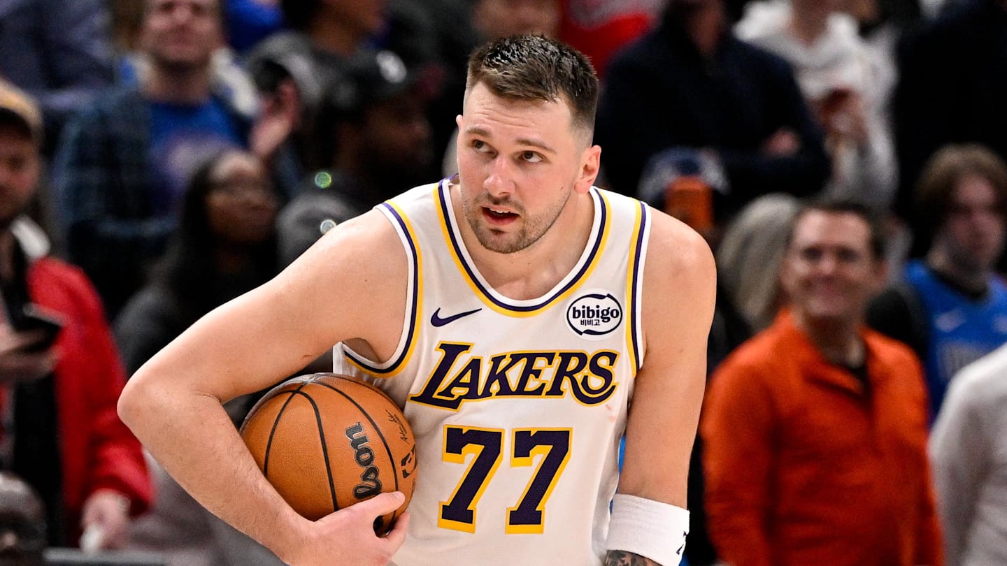 Mavericks Trade Rumors Suggest Gigantic Road Closed Signs Are Up for Any Lakers Deal