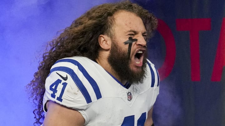 Indianapolis Colts linebacker Grant Stuard (41).