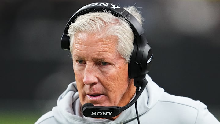 Cleveland Browns v Las Vegas Raiders