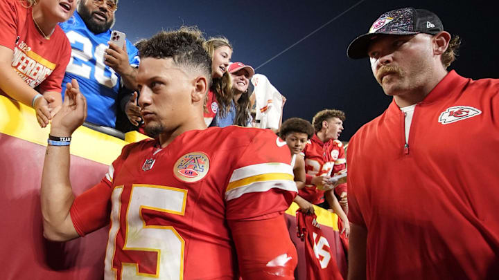 Oct 12, 2025; Kansas City, Missouri, USA; Kansas City Chiefs quarterback Patrick Mahomes (15) reacts with fans after the game at GEHA Field at Arrowhead Stadium. Mandatory Credit: Jay Biggerstaff-Imagn Images Oct 12, 2025; Kansas City, Missouri, USA; Kansas City Chiefs quarterback Patrick Mahomes (15) reacts with fans after the game at GEHA Field at Arrowhead Stadium. Mandatory Credit: Jay Biggerstaff-Imagn Images