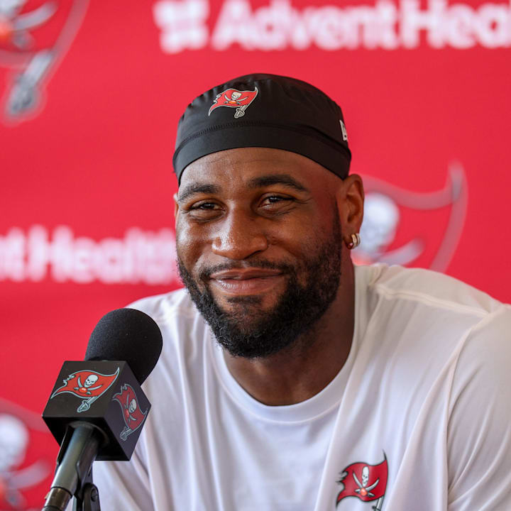 Cowboys Named Potential Landing Spot For 2x Pro Bowl EDGE on Value Deal