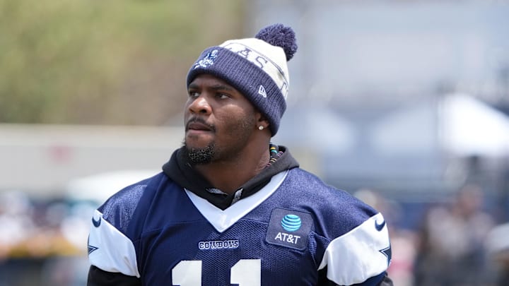 Dallas Cowboys defensive end Micah Parsons (11).