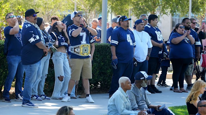 More than 500 people attended Oxnard Fan Night for the Dallas Cowboys.