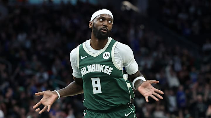 Philadelphia 76ers v Milwaukee Bucks