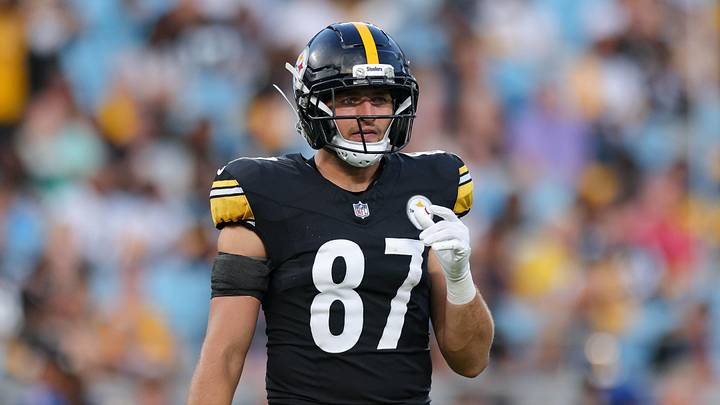 Aug 21, 2025; Charlotte, North Carolina, USA; Pittsburgh Steelers tight end JJ Galbreath (87) walks onto the field for the kickoff against the Carolina Panthers at Bank of America Stadium. Mandatory Credit: Allison Lawhon-Imagn Images