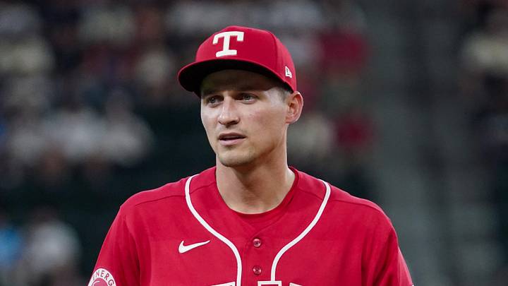 Texas Rangers shortstop Corey Seager (5) 
