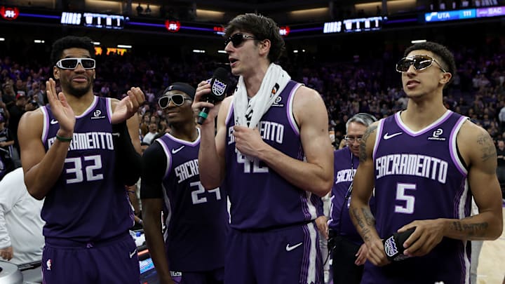 Mar 15, 2026; Sacramento, California, USA; Sacramento Kings Dylan Cardwell (32), Daeqwon Plowden (29), Maxine Raynaud (42), and Nique Clifford (5) pump up the crowd before lighting the beam after defeating the Utah Jazz at Golden 1 Center. Mandatory Credit: Dennis Lee-Imagn Images Mar 15, 2026; Sacramento, California, USA; Sacramento Kings Dylan Cardwell (32), Daeqwon Plowden (29), Maxine Raynaud (42), and Nique Clifford (5) pump up the crowd before lighting the beam after defeating the Utah Jazz at Golden 1 Center. Mandatory Credit: Dennis Lee-Imagn Images
