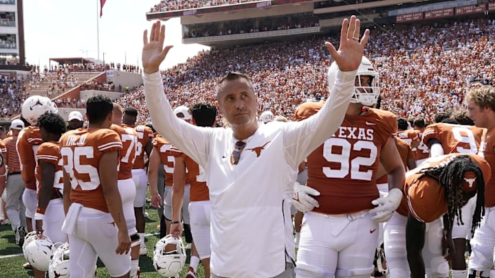 Sep 10, 2022; Austin, Texas, USA; Texas Longhorns head coach Steve Sarkisian acknowledges the fans after a loss to the Alabama Crimson Tide at Darrell K Royal-Texas Memorial Stadium. Mandatory Credit: Scott Wachter-Imagn Images