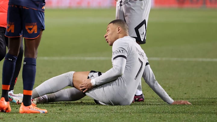 Mbappé va être éloigné des terrains un moment