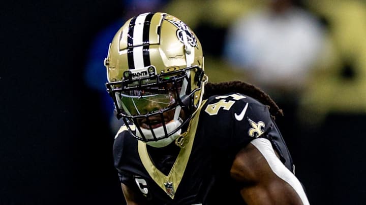 Nov 17, 2024; New Orleans, Louisiana, USA; New Orleans Saints running back Alvin Kamara (41) rushes against Cleveland Browns linebacker Jordan Hicks (58) during the first half at Caesars Superdome. Mandatory Credit: Stephen Lew-Imagn Images Nov 17, 2024; New Orleans, Louisiana, USA; New Orleans Saints running back Alvin Kamara (41) rushes against Cleveland Browns linebacker Jordan Hicks (58) during the first half at Caesars Superdome. Mandatory Credit: Stephen Lew-Imagn Images