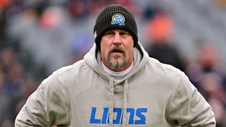 Detroit Lions coach Dan Campbell stands on the sidelines.